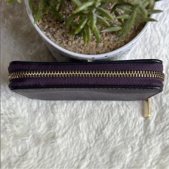 Tory Burch Purple Wallet - Picture 2 of 6